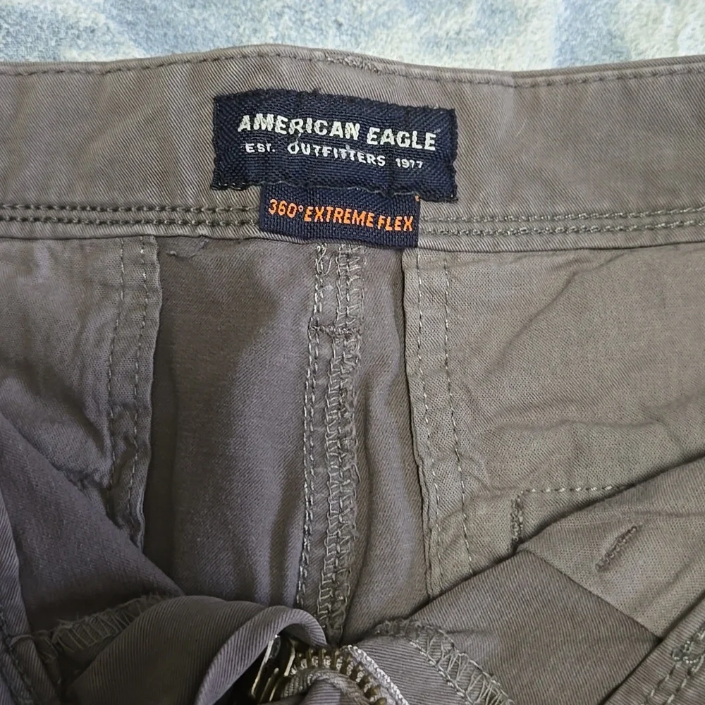 American Eagle Outfitters Men's 360 Extrene Flex Chinos Stretch Size 30 32